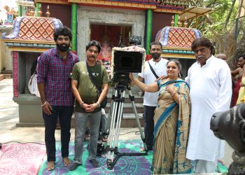 இன்று கோலாகலமாக பூஜையுடன் தொடங்கிய “பீட்சா பாய்ஸ்” படம்!