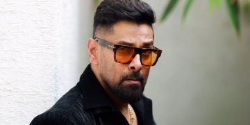 விக்ரமின்  பிறந்தநாளில்  “சீயான் 63”  புதிய பட அறிவிப்பு!