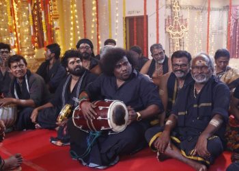 யோகி பாபுவின் ‘சன்னிதானம் பிஓ’: ‘ஏறி வந்தோம் ஐயப்பா’ பாடல்வெளியானது!