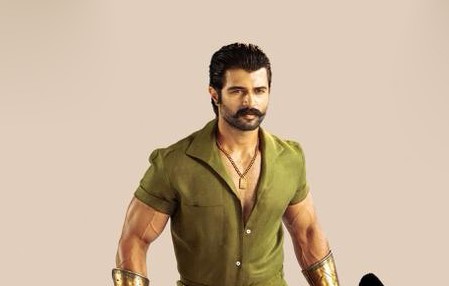 விஜய் தேவரகொண்டா –  இயக்குநர் சௌர்யுவ் இணையும் புதிய பட  போஸ்டர் !