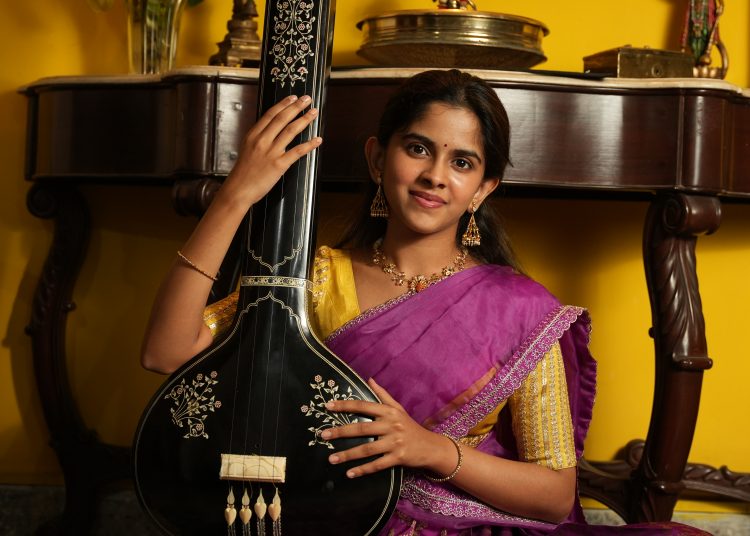 உத்தரா உன்னிகிருஷ்ணன் குரலில் ஸ்ரீ வெங்கடேச சுப்ரபாதம்!