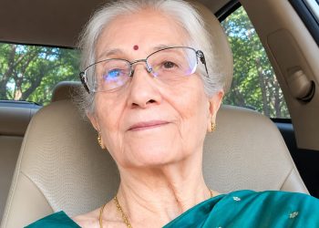 அஜித் தாயார் மரணம்: முதல்வர்  விஜய் உள்ளிட்ட அரசியல் கட்சித்தலைவர்கள் திரையுலகினர் இரங்கல்!