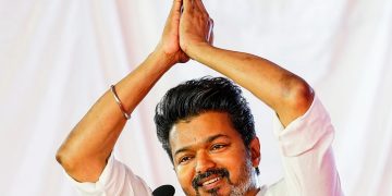 விஜய்யின் ‘த.வெ.க’  அமோக வெற்றி! திரையுலகினர் வாழ்த்து!!