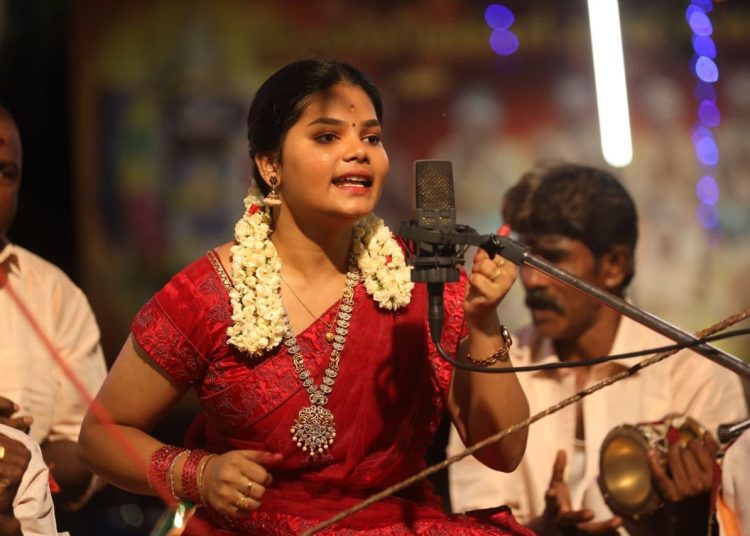 சினிமா பின்னணி பாடகியானார் ‘வில்லுப்பாட்டு’ மாதவி!