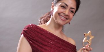 ‘ஐகானிக் கோல்ட் ஸ்ட்ரீமிங் விருது வென்ற நடிகை ஜோதிகா!