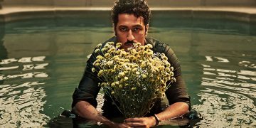 சஞ்சய் லீலா பன்சாலியின் ‘லவ் & வார்’: விக்கி கௌஷலின் ஃபர்ஸ்ட் லுக் போஸ்டர்!