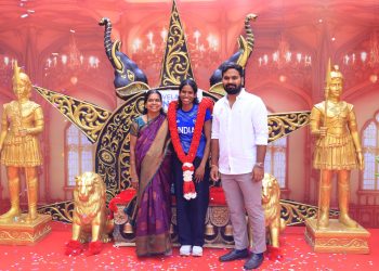 3 பதக்கங்களை வென்ற தடகள வீராங்கனை வித்யா ராம்ராஜூக்கு பாராட்டு விழா !