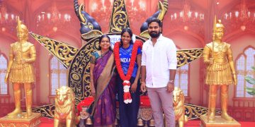 3 பதக்கங்களை வென்ற தடகள வீராங்கனை வித்யா ராம்ராஜூக்கு பாராட்டு விழா !